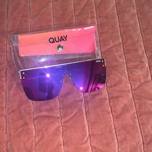 Quay blocked sunglasses